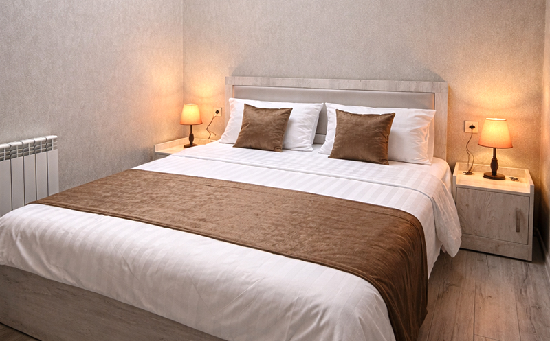 2 სტუმარზე ნომრები საუზმით თბილისში