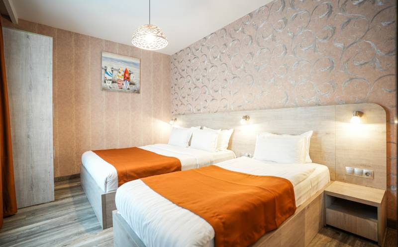 ბორჯომში, ნომრები 2, 3 და 4 სტუმარზე საუზმით