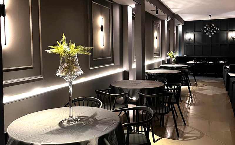 4 სტუმარზე - კერძები, სასმელი და მუსიკა