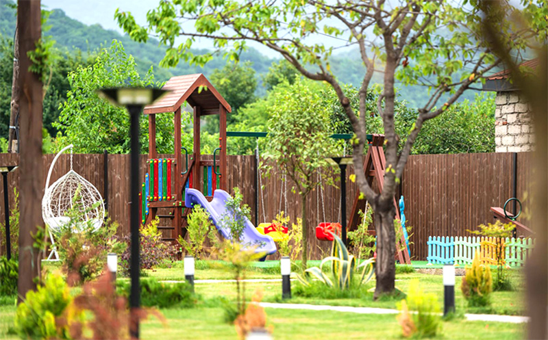 8 და 9 აპრილს, კახეთში ნომრები 2, 3 ან 4 სტუმარზე აივნით, საუზმით და დახურული აუზით