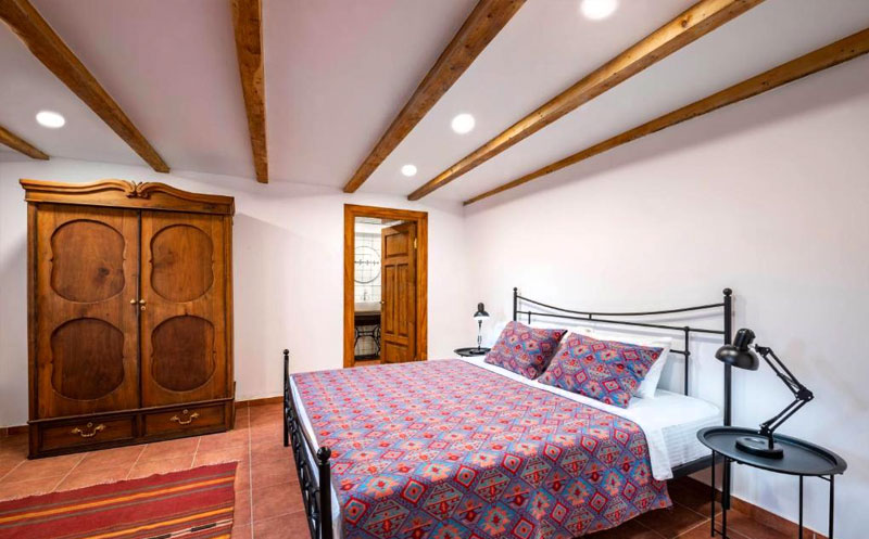 ნომრები 2 სტუმარზე საუზმით/საუზმის გარეშე ლაგოდეხში