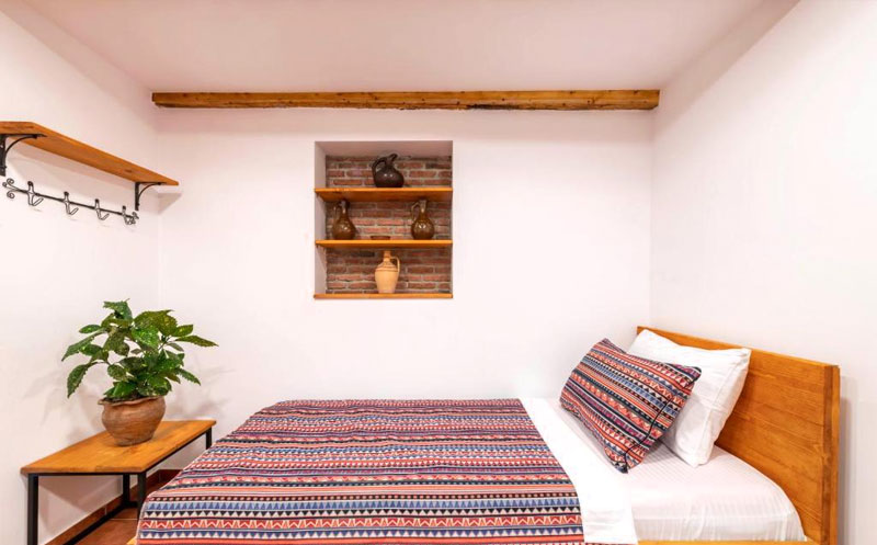 ნომრები 2 სტუმარზე საუზმით/საუზმის გარეშე ლაგოდეხში