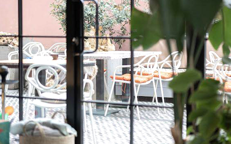 კერძების 10 სტუმარზე არყით ან არყის გარეშე