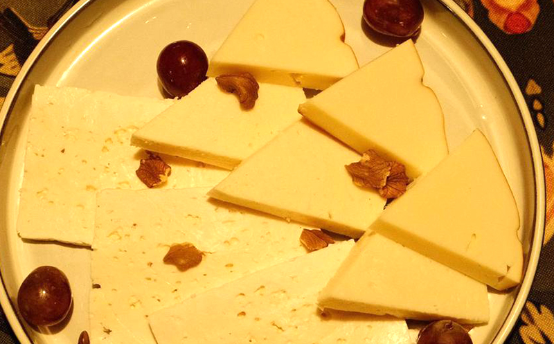 კერძების 10 სტუმარზე არყით ან არყის გარეშე