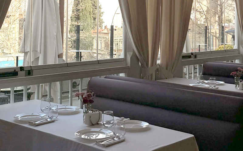 ვალენტინობისთვის, 2 სტუმარზე კერძები და კოქტეილი