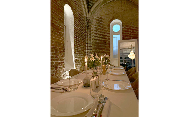 ვალენტინობისთვის, 2 სტუმარზე კერძები და კოქტეილი