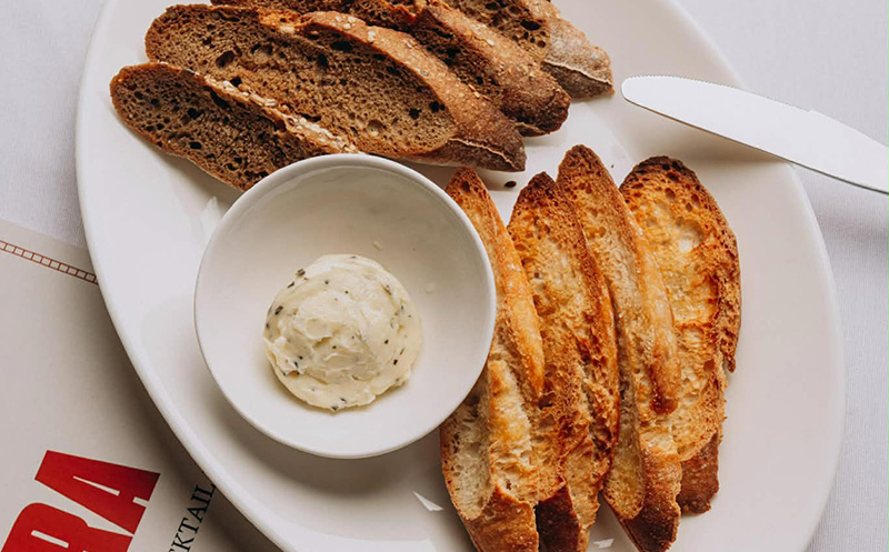 ვალენტინობისთვის, 2 სტუმარზე კერძები და კოქტეილი